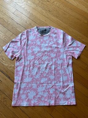 Men’s Report Collection Pink Short Sleeve T-Shirt White Leaf Print Size L